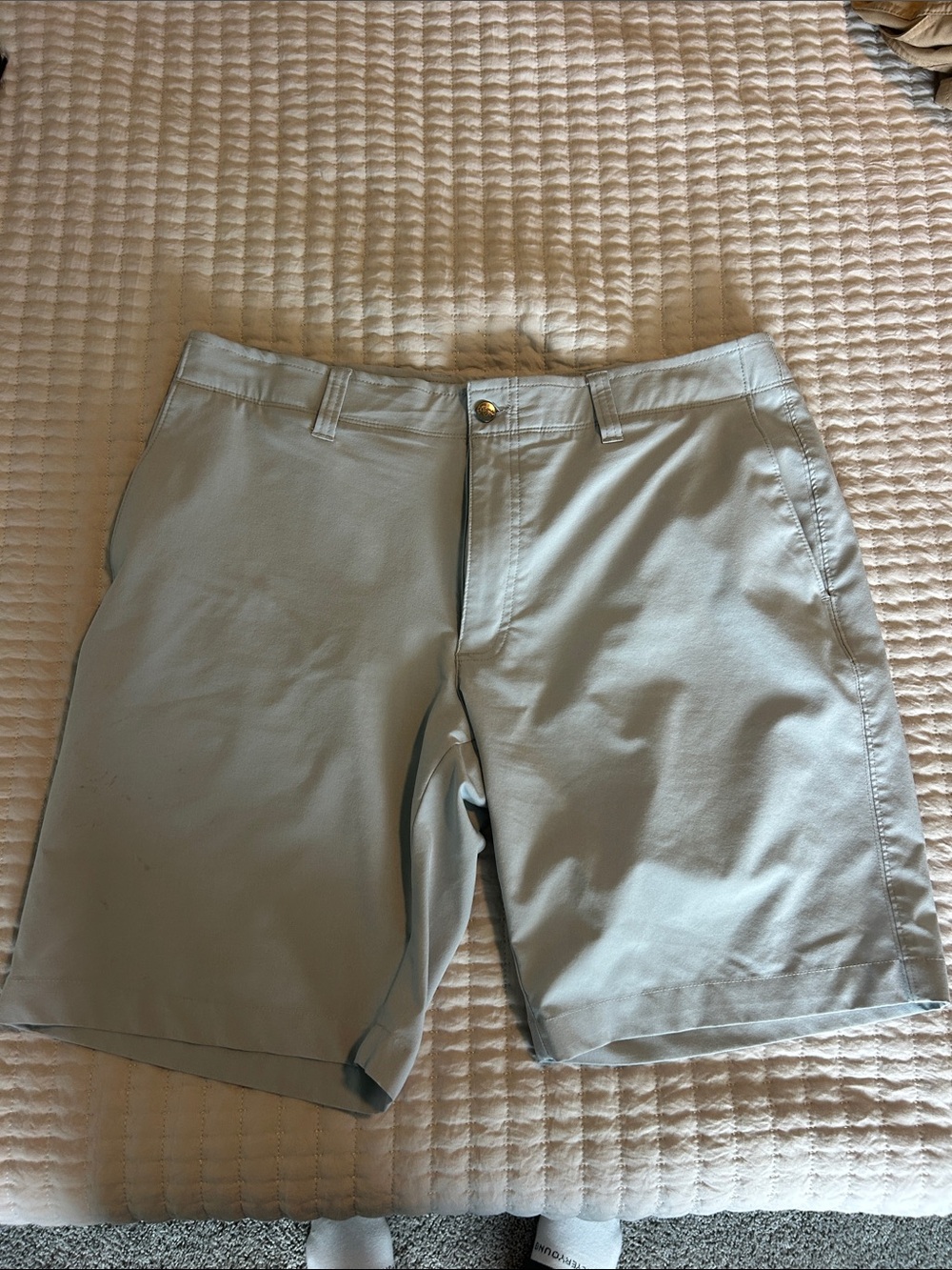 Callaway Men's Pale Blue Flat-Front Shorts